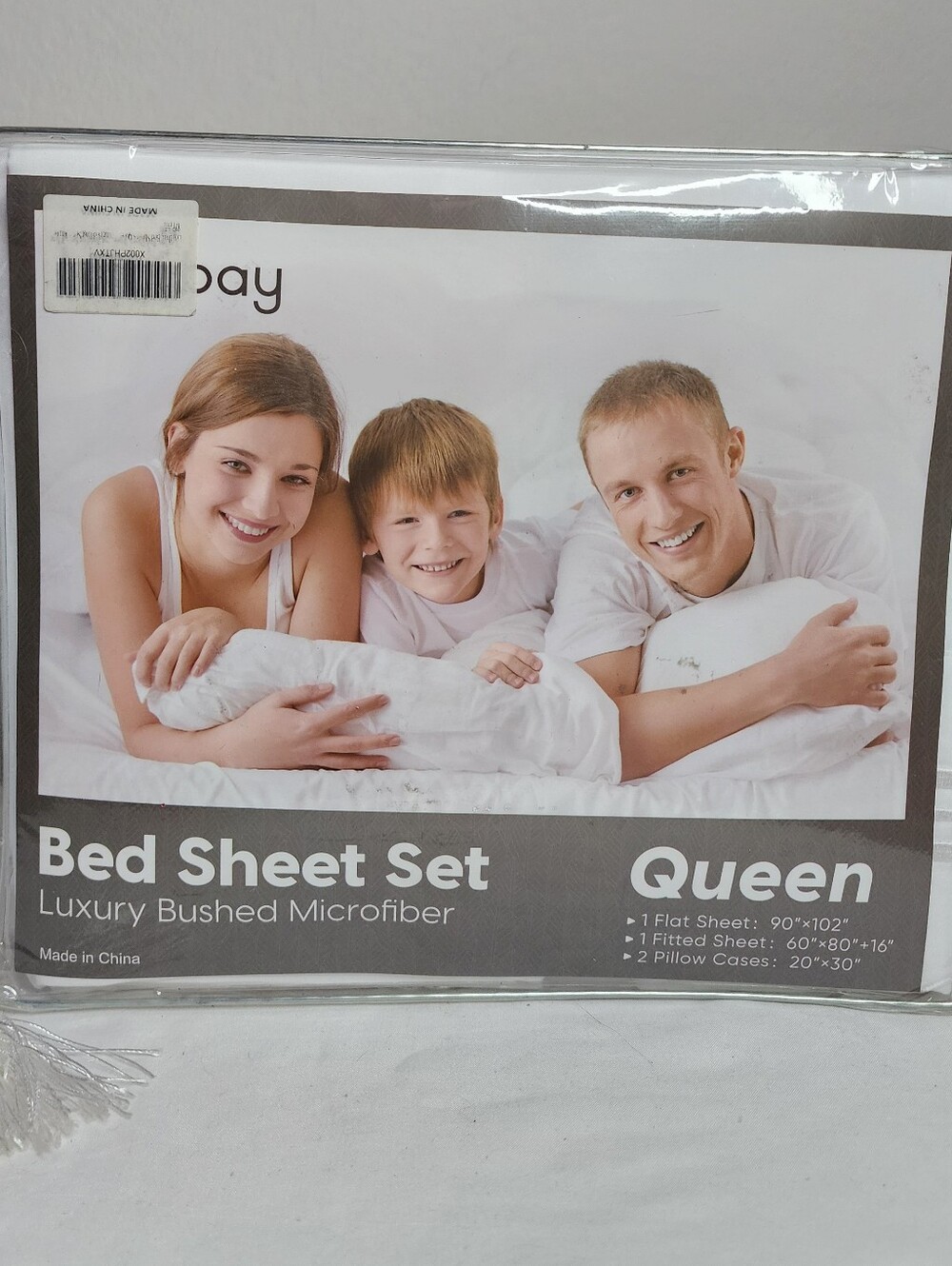 Queen Size Microfiber Sheet Set in Solid White NWT